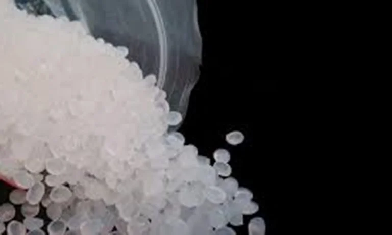 Gümrük vergisiz ithalat kapısından  8 plastik hammaddesi daha geçti