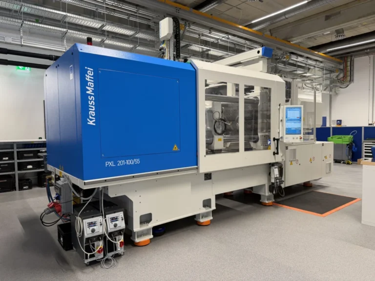KraussMaffei ve MD Elektronik LSR projesine ait basın görseli